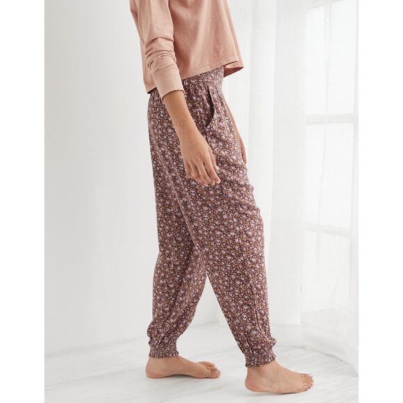 Aerie Homebody Jogger Pants Lightweight Size XS Casual Comfortable Mauve Floral - Picture 1 of 16